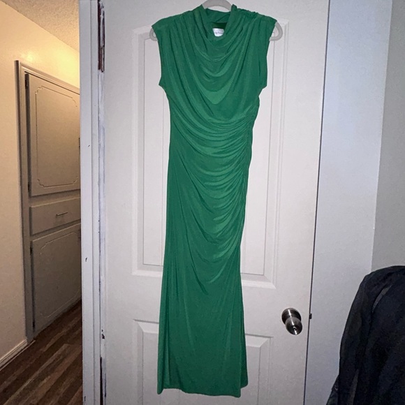 Premier amour Green maxi Christmas Holiday party  Dress Size 6 club party NWOT 5 - Picture 3 of 9